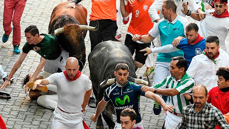 El encierro arrollador y peligroso de los Cebada Gago