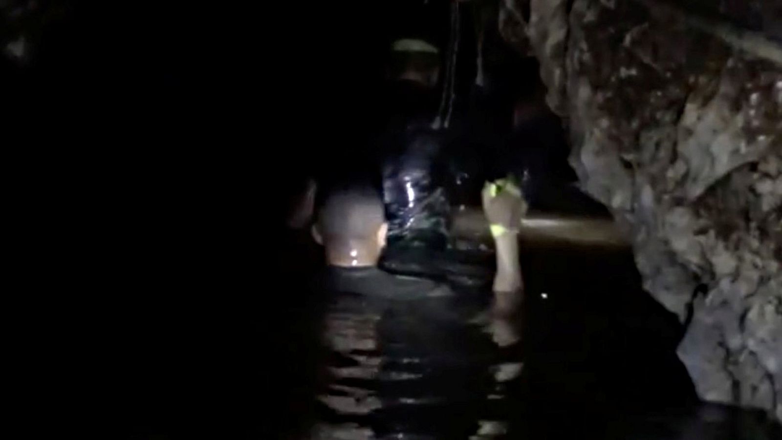 Una complejísima operación de rescate pone fin a más de dos semanas de incertidumbre en Tailandia