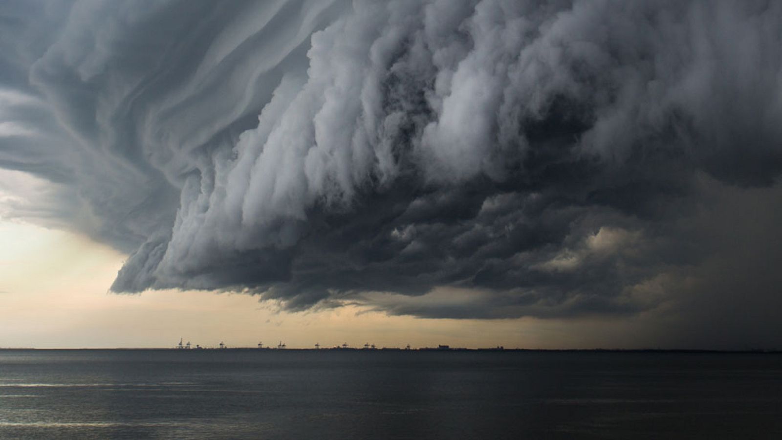 Fuertes chubascos en muchos lugares del norte peninsular