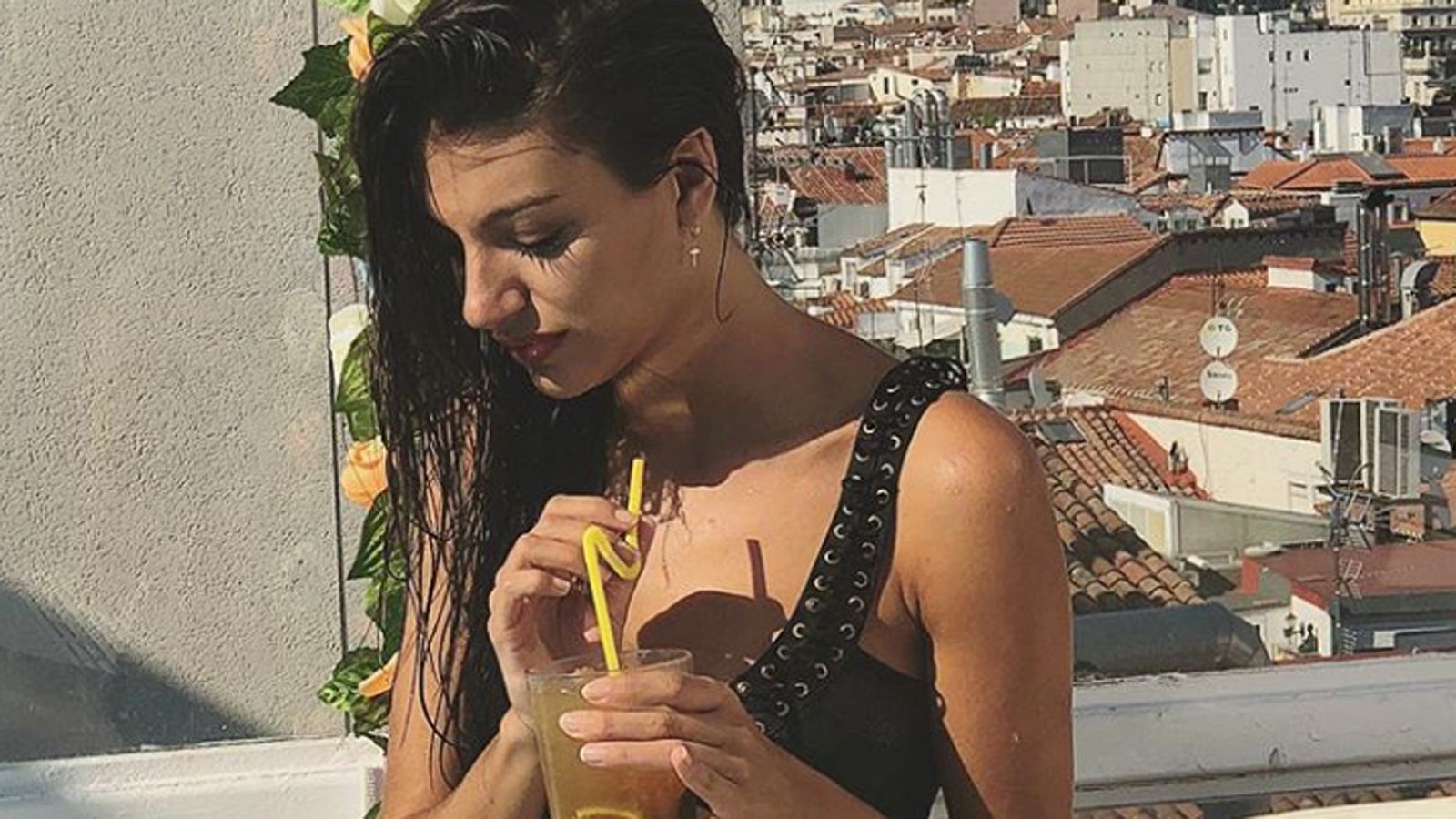 Corazón -  Ana Guerra habla sobre su nuevo tema 'Ni la hora'