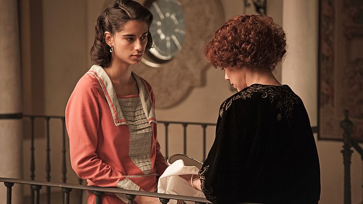 La otra mirada - Los espejos iguales que Teresa y Roberta tienen en común