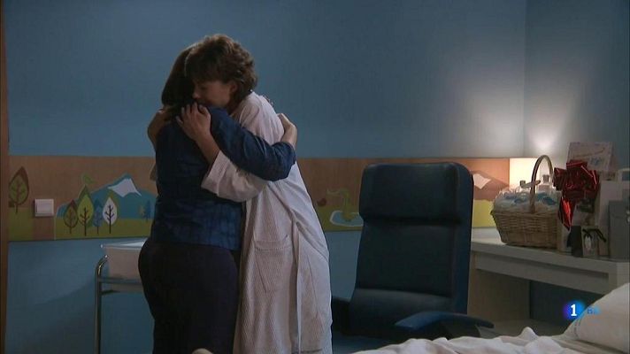 Servir y proteger - Alicia le dice a Felisa cuál será el nombre de su hijo