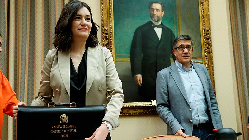 El Gobierno suprimirá el copago a las pensiones más bajas y las cuidadoras volverán a cotizar