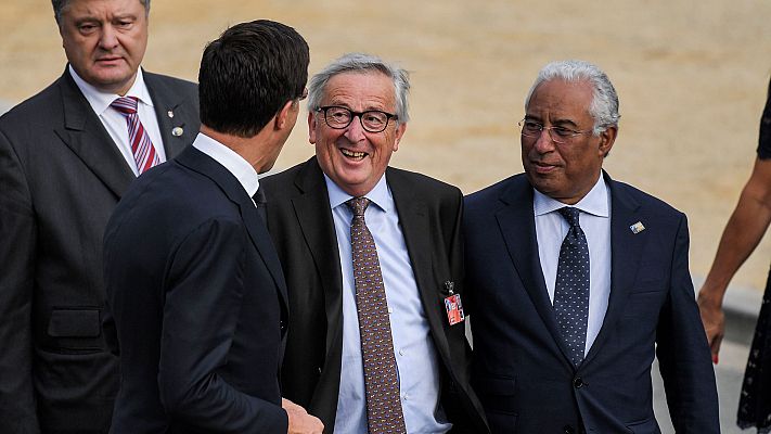 Telediario 1 - La Comisión Europea achaca el malestar de Juncker durante la cumbre de la OTAN a una ciática