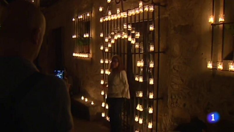 Pedraza, en Segovia, celebró anoche su noche mágica