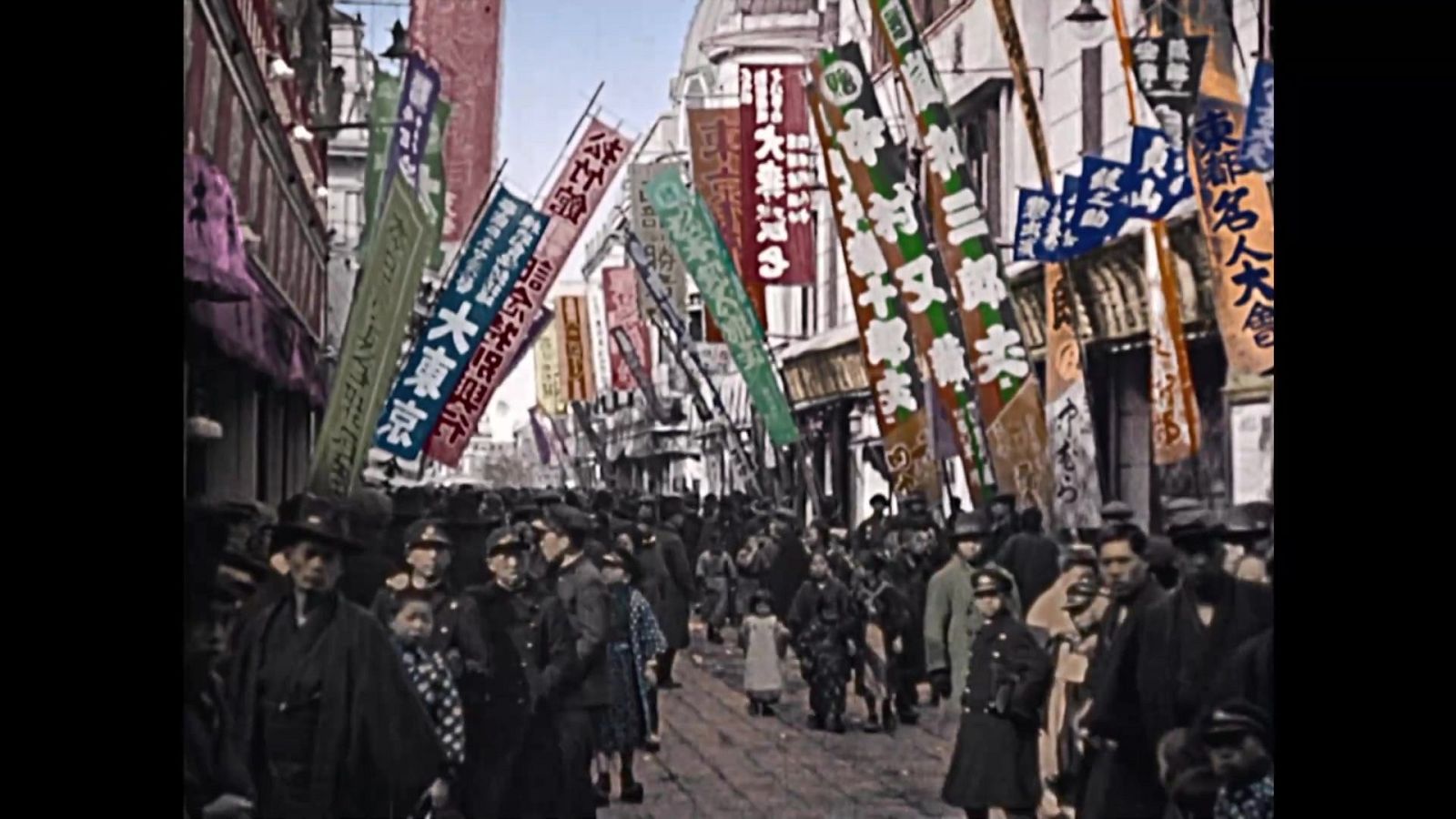 Otros documentales - Tokio, renacer tras los cataclismos   - ver ahora