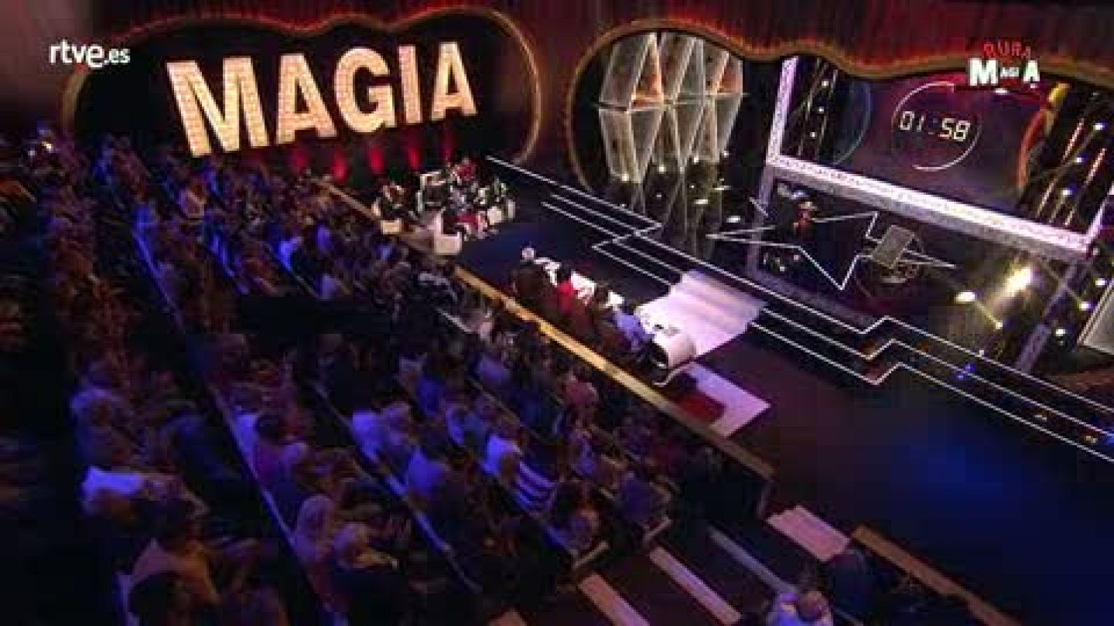 Alfonso JR se disfraza de cocinero para sorprendernos