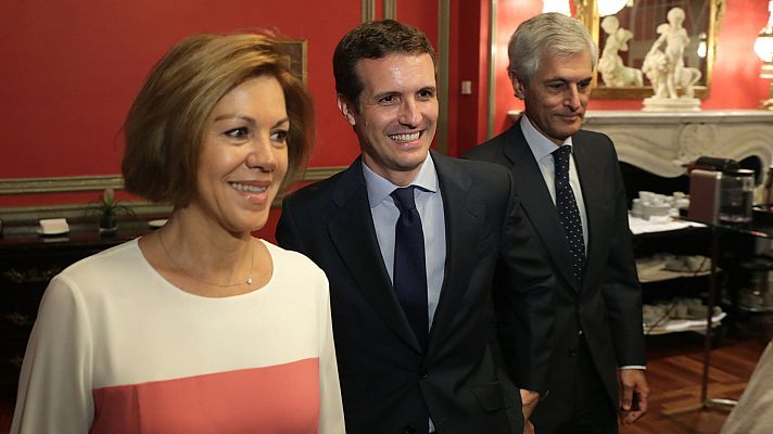 Telediario 1 - Cospedal respalda a Casado para liderar el PP: "Creo que puede ser una magnifica opción"