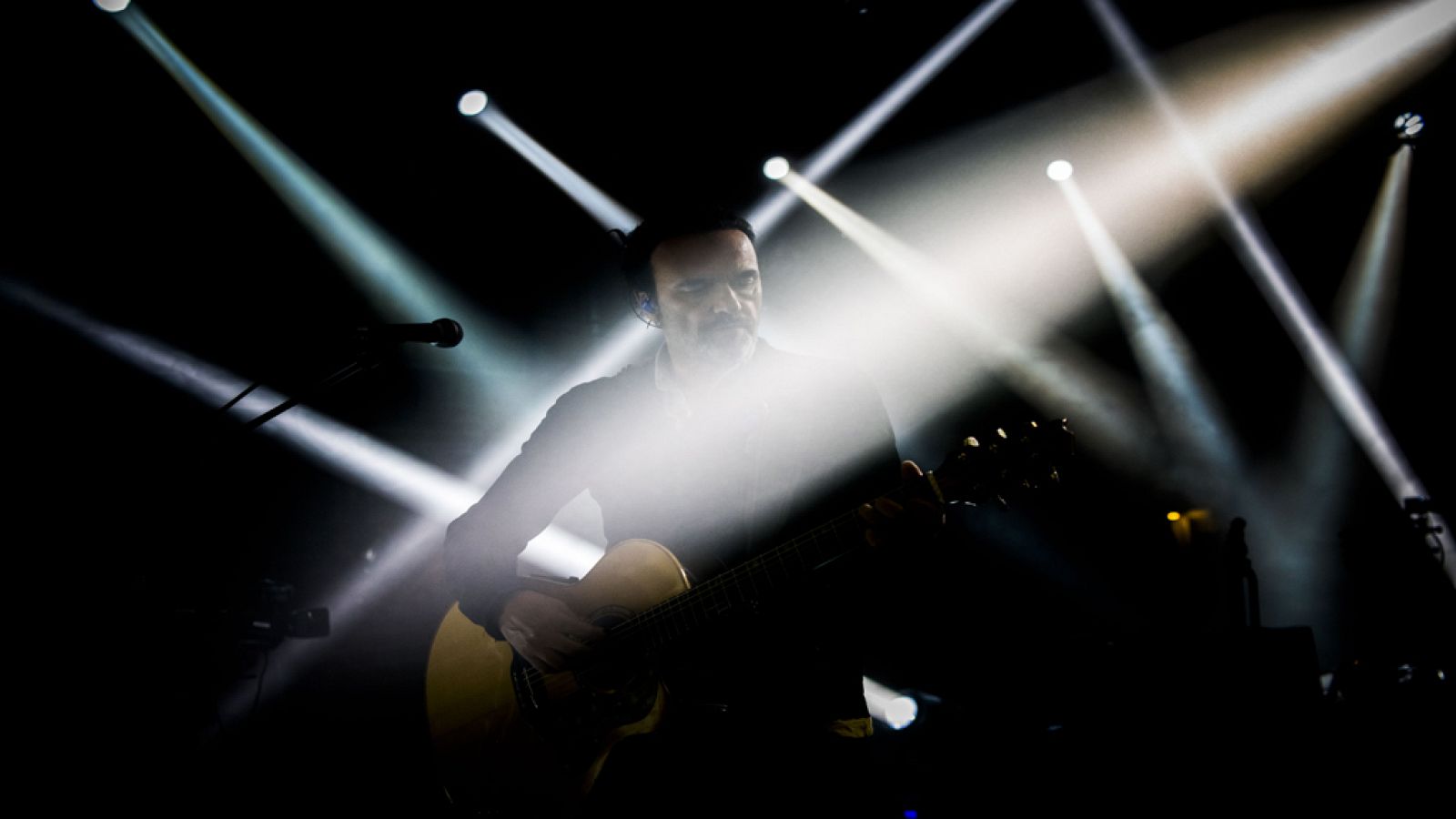 LA HORA MUSA - LUZ, CÁMARA Y... ¡MÚSICA!