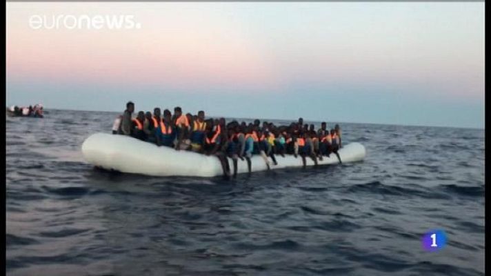 Informatiu Balear - Arriben els immigrants de l'Aquarius