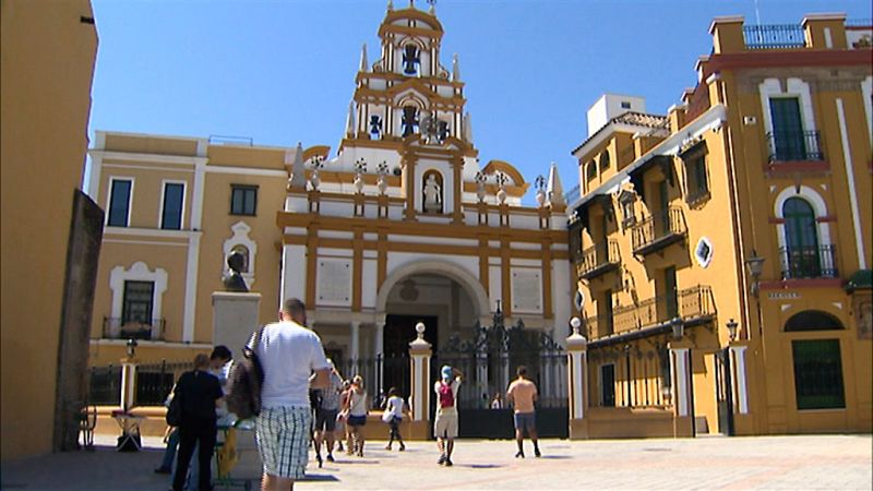 Los restos de Queipo de Llano dejarán de ocupar un lugar accesible al público en la Basílica de la Macarena de Sevilla