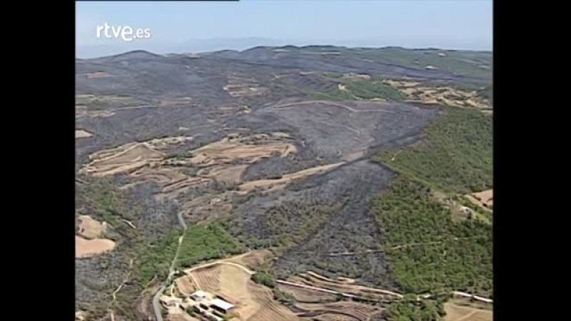 Arxiu TVE Catalunya - Els grans incendis a la Catalunya central el 1998 - Imatges aèries