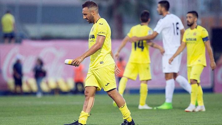 Telediario 1 - Cazorla vuelve a jugar 21 meses después en un amistoso con el Villarreal