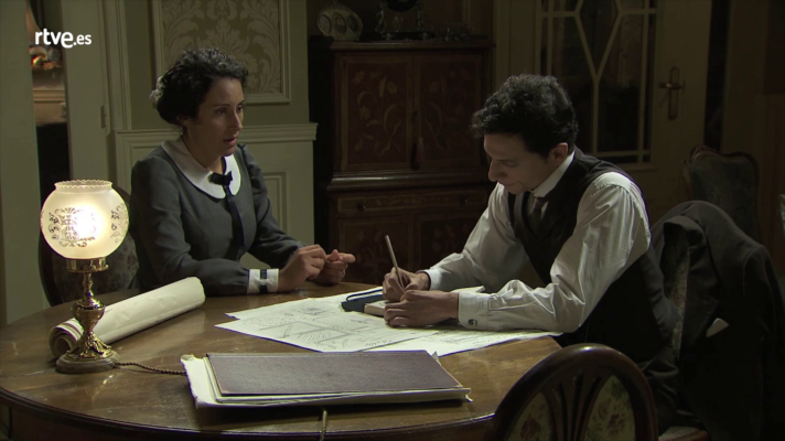 Acacias 38 - Lolita confiesa a Antoñito que ha roto el invento