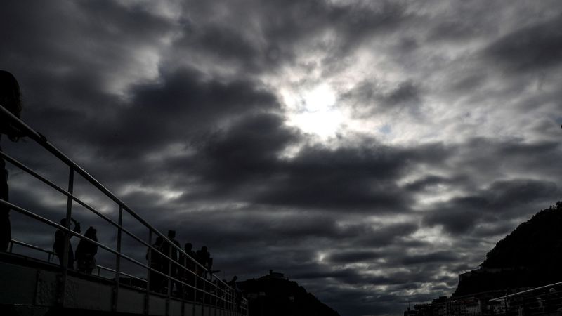 Probabilidad de tormentas fuertes en puntos de la meseta norte, sierras del bajo Ebro y norte de Cataluña. - El tiempo | Ver