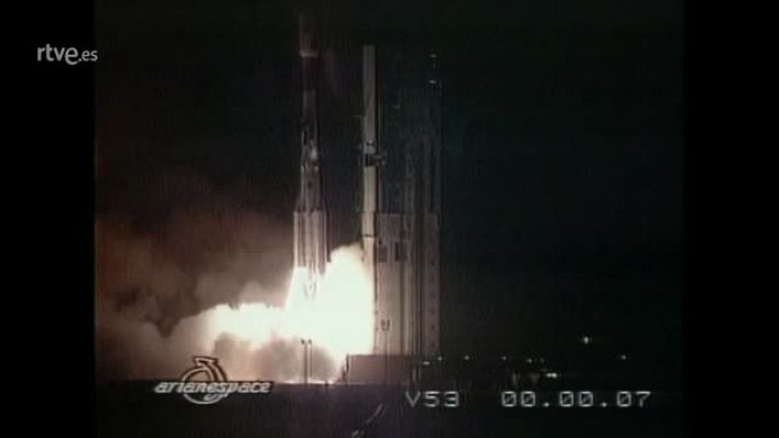  - Puesta en órbita del 1er satélite de comunicaciones español