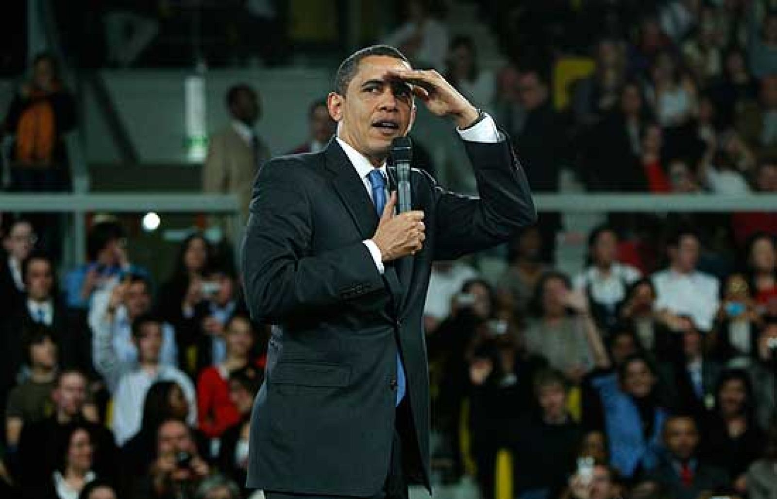 Obama se reune con 3.000 jóvenes en Estrasburgo | Ver