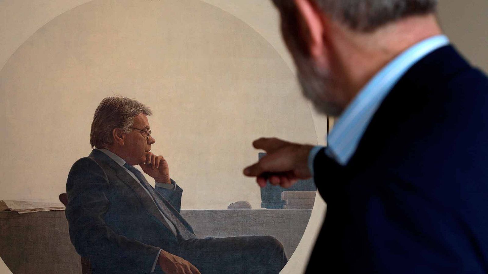 El retratista Hernán Cortés expone su obra en Madrid