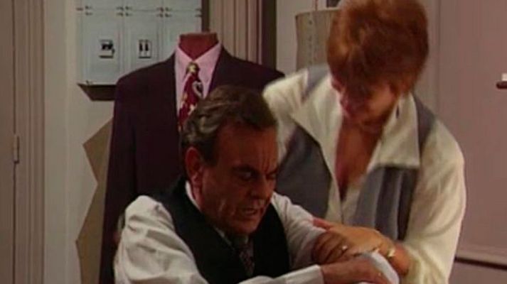 Pret a Porter - Capítol 1: Tancat per reformes