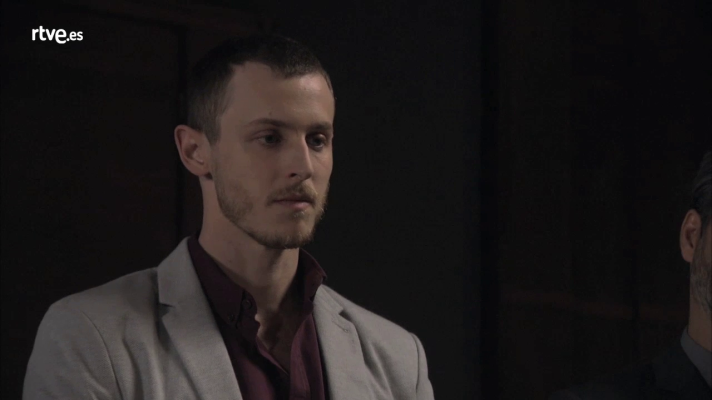 Servir y proteger - Somoza descubre la mentira de Sergio