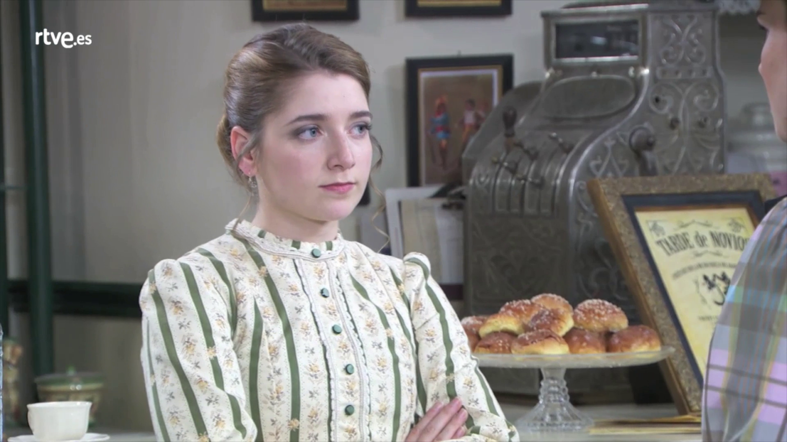 Acacias 38 - El plan de Flora para que Peña se declare