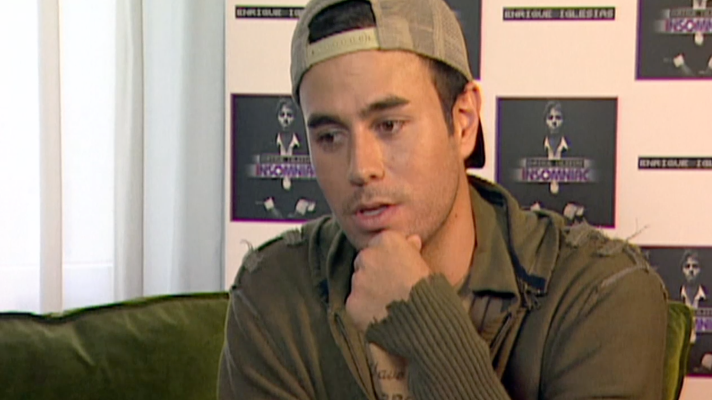 Lazos de sangre - Julio Iglesias y su hijo Enrique, nominados a mejor artista