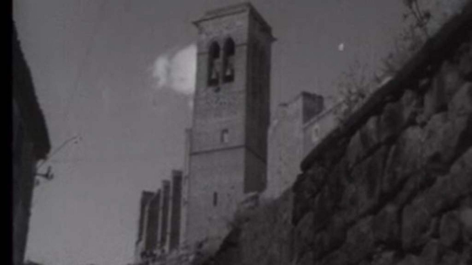 Pueblos pintorescos de España - Artajona (Navarra)