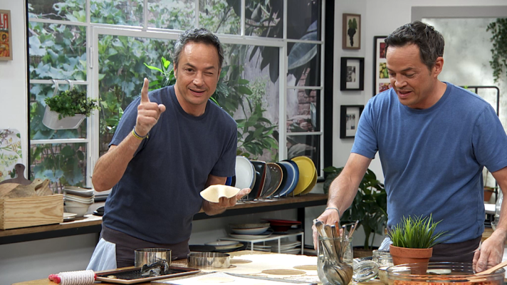 Torres en la cocina - Empanada de zorza y filloas de queso y lacón