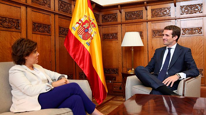 Telediario 1 - Casado ofrece a Santamaría entrar en el Comité Ejecutivo Nacional y ella pide una representación "proporcional" a sus apoyos