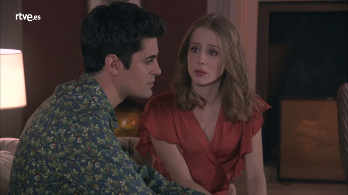 Servir y proteger - ¿Se marchará Olga con Julio a Miami?