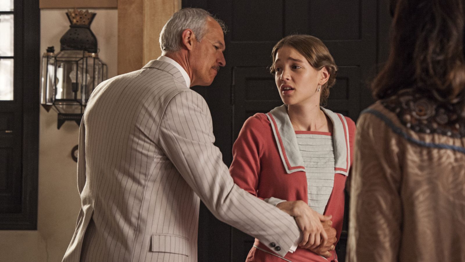 La otra mirada - Flavia se niega a casarse con Enrique