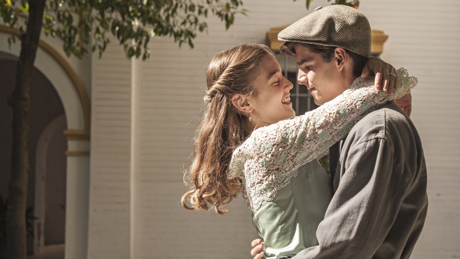 La otra mirada - Flavia y Tomás planean su huida