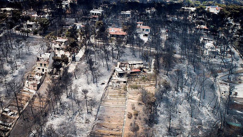 Críticas en Grecia por la gestión de los incendios que dejan ya 85 muertos