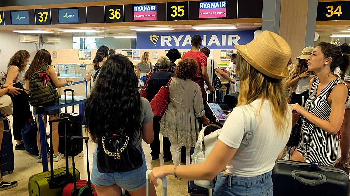 Telediario 1 - La segunda jornada de huelga de Ryanair transcurre sin incidentes