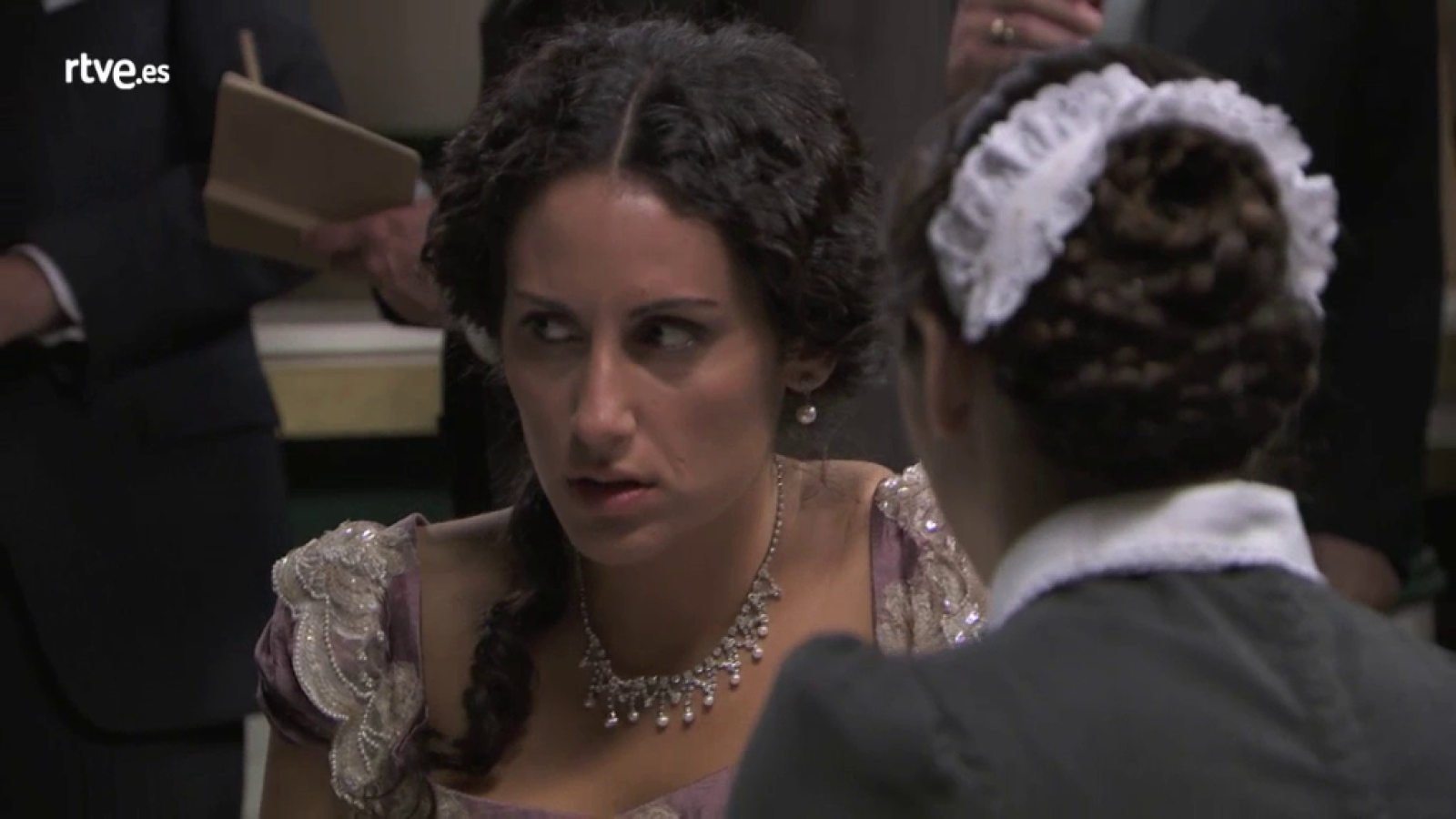 Acacias 38 - Lolita vuelve a enfadarse con Antoñito