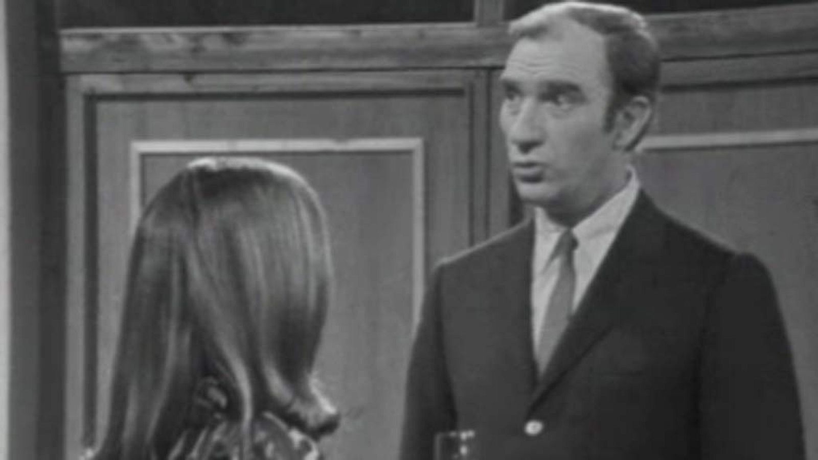 Fábulas - El cuervo y el zorro | Ver