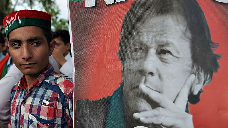 Imran Khan gana las elecciones de Pakistán
