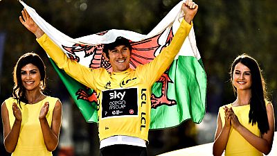El brit�nico Geraint Thomas (Sky), vencedor del Tour de Francia, tuvo la sensaci�n de "estar flotando" este domingo durante las �ltimas vueltas en los Campos El�seos, donde las banderas brit�nicas y galesas le pusieron "la piel de gallina".