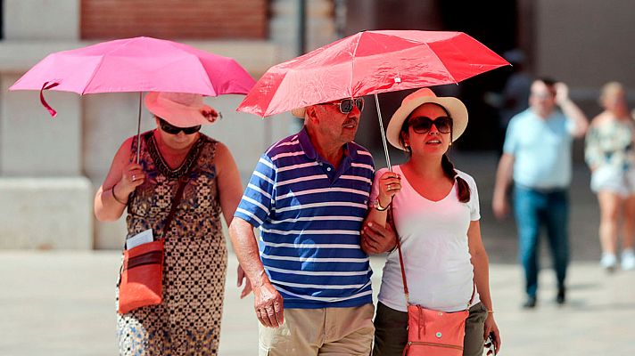 Telediario 1 - La primera ola de calor del verano llega a partir del miércoles