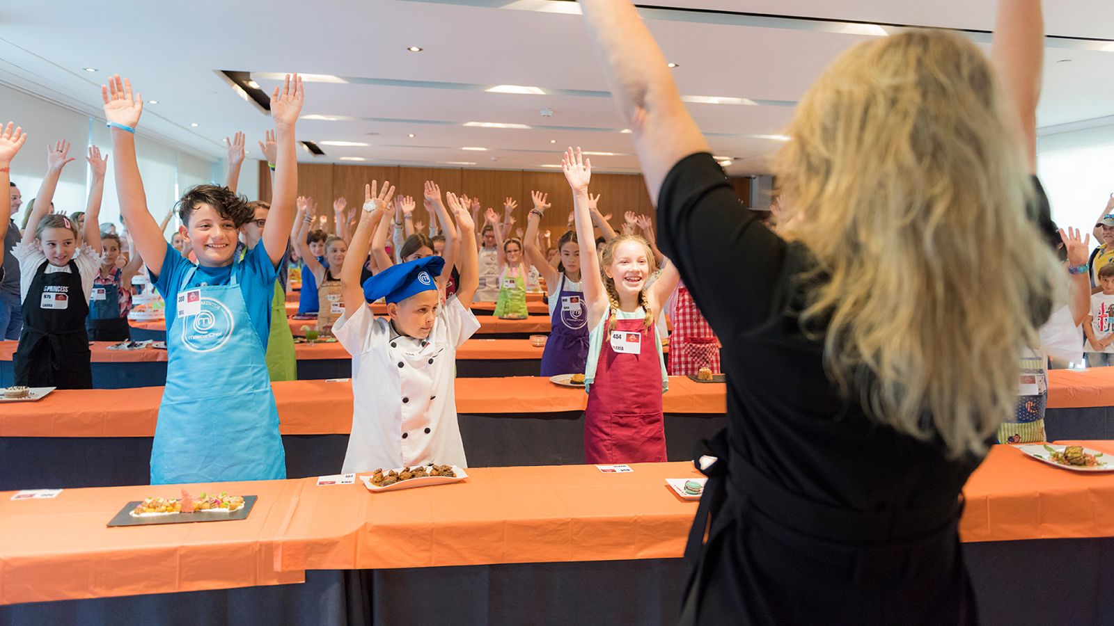 Telediario - Comienza el casting de 'MasterChef Junior 6' en Barcelona