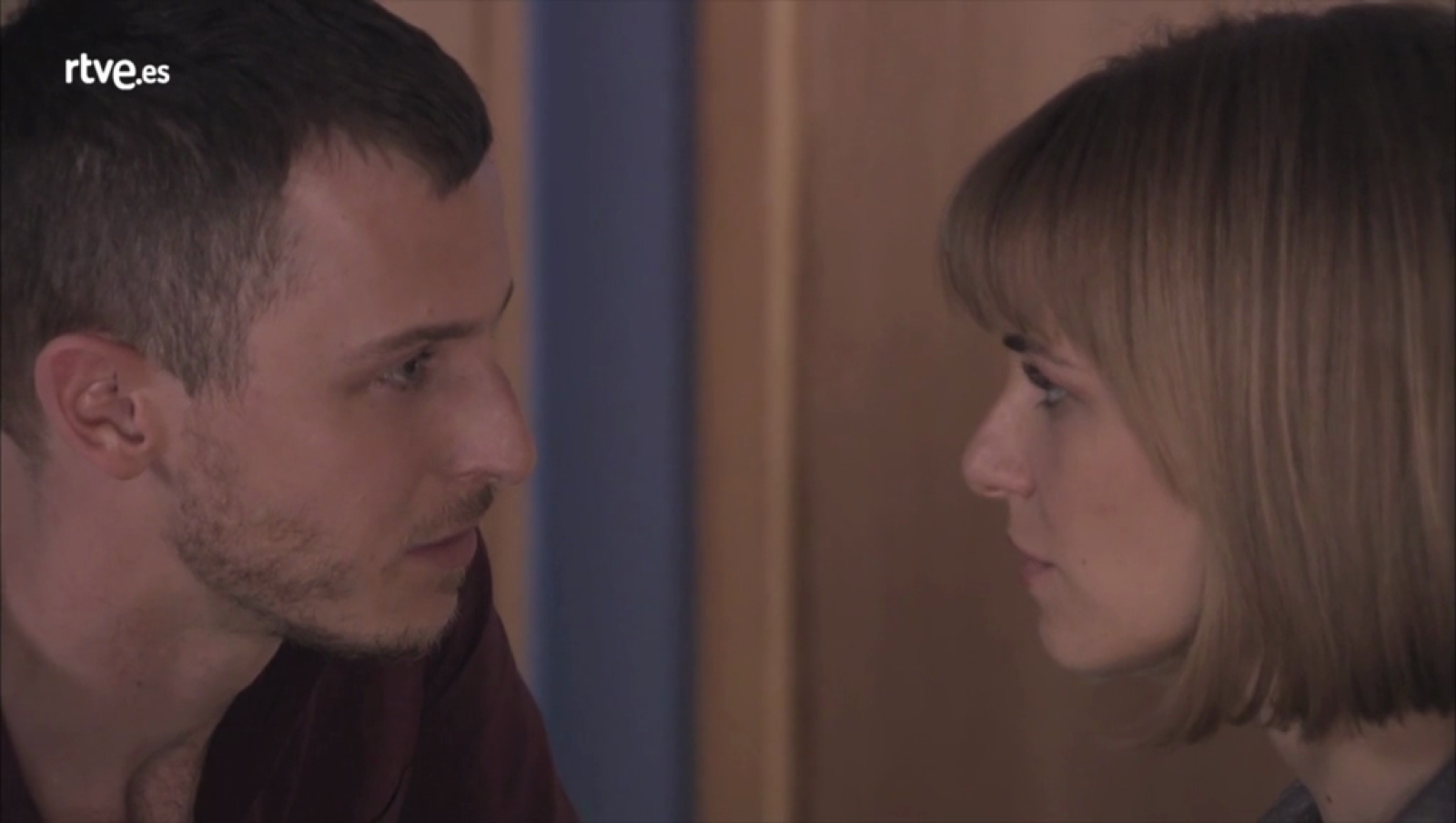 Servir y proteger - Nerea se deja llevar con Sergio