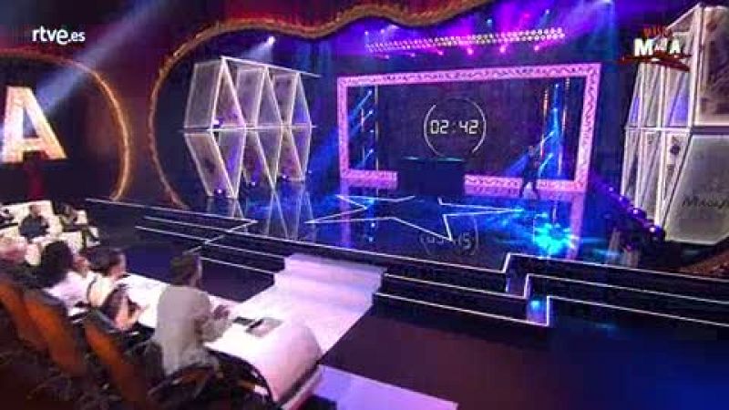 �Acierta 4 cartas con 4 personajes y Alfonso Jr!