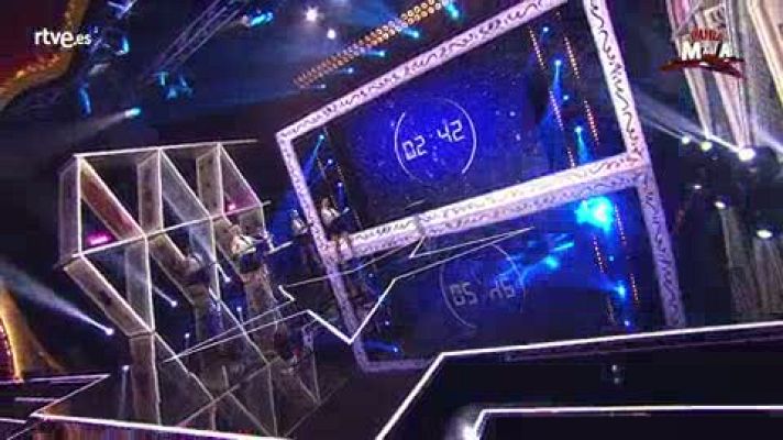 Pura magia - Pepa Golden y su juego de paraguas