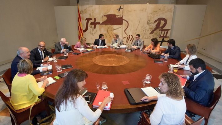 Telediario 1 - Telediario - 15 horas - 01/08/18 - Lengua de signos