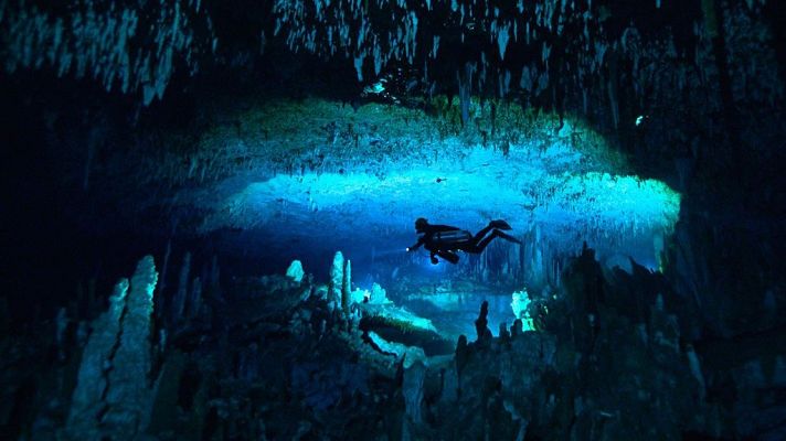 Grandes documentales - Bahamas azules: Cuevas