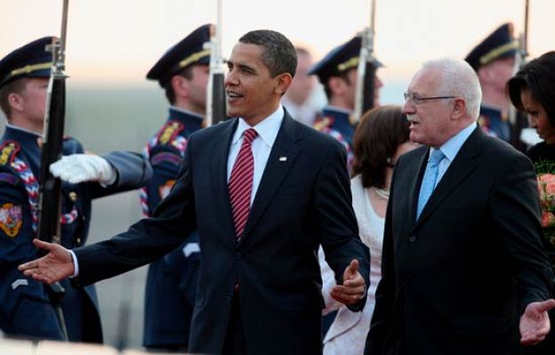 Telediario 1 - Telediario en 4' - 04/04/09