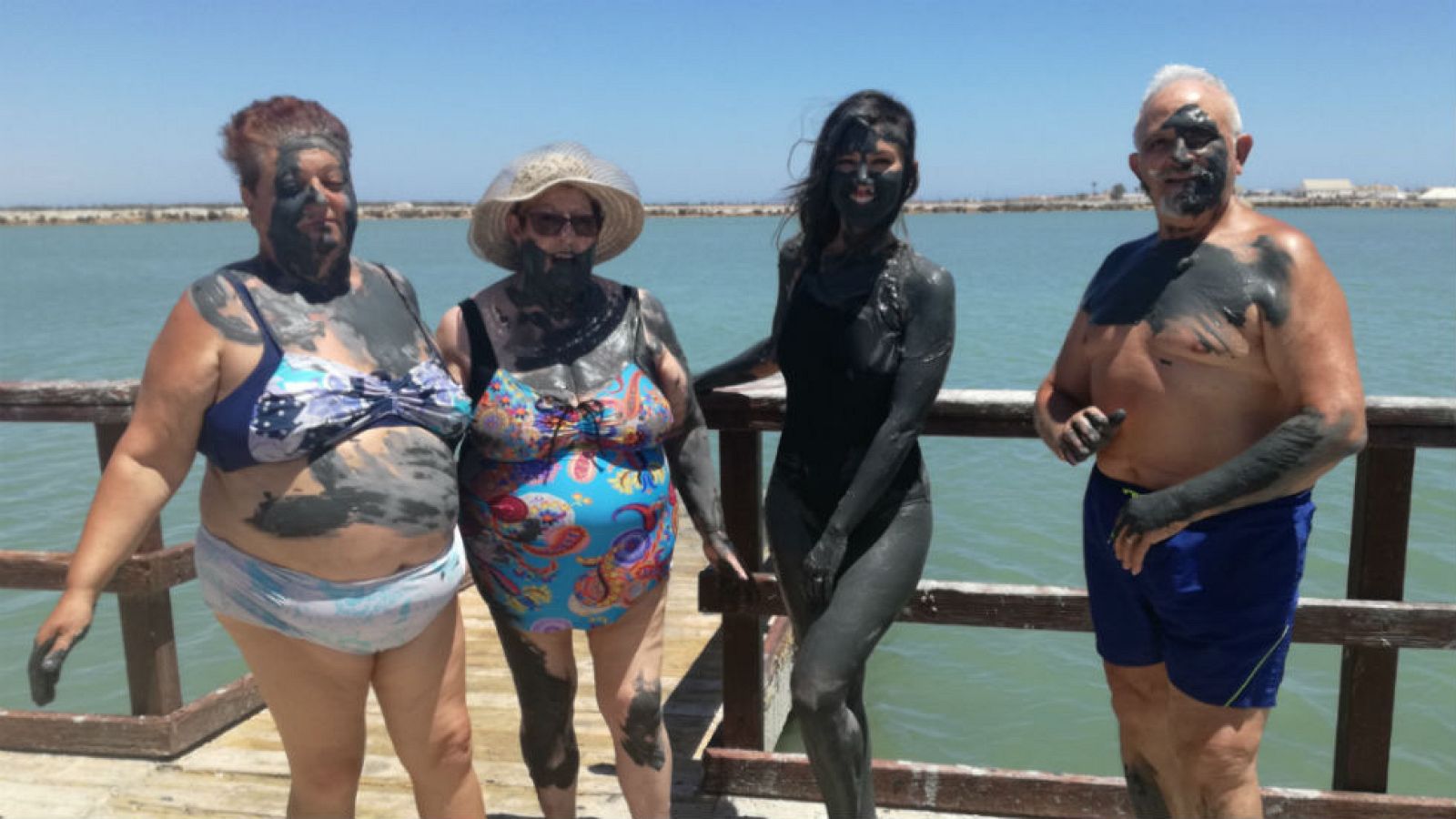 ¡Toca darse un chapuzón en el barro!