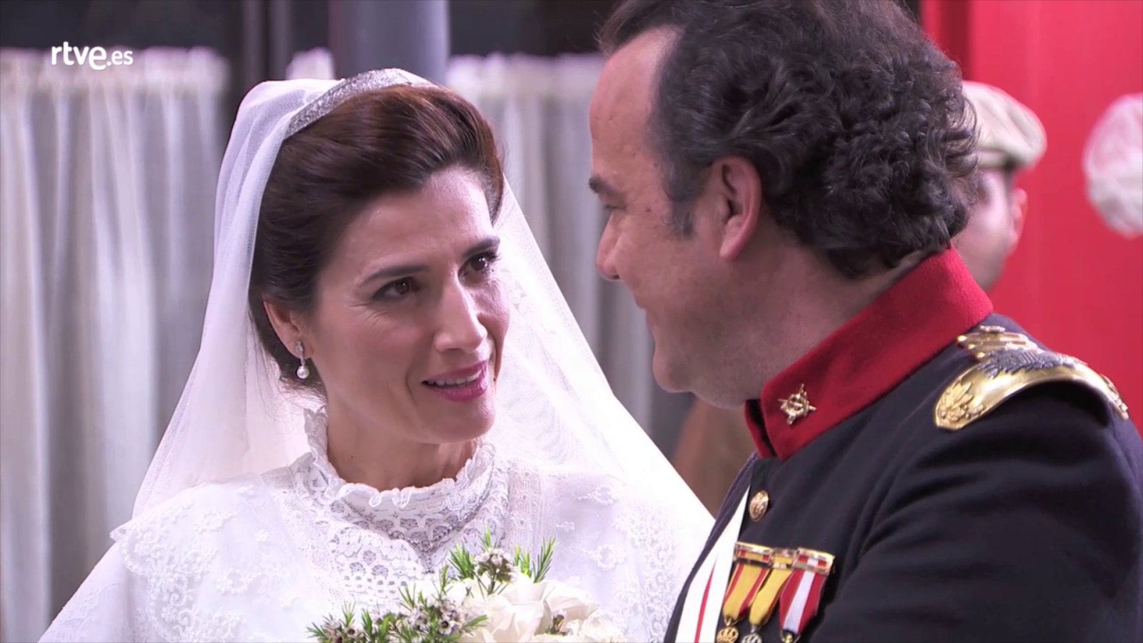 Acacias 38 - Silvia y Arturo, felices el día de su boda