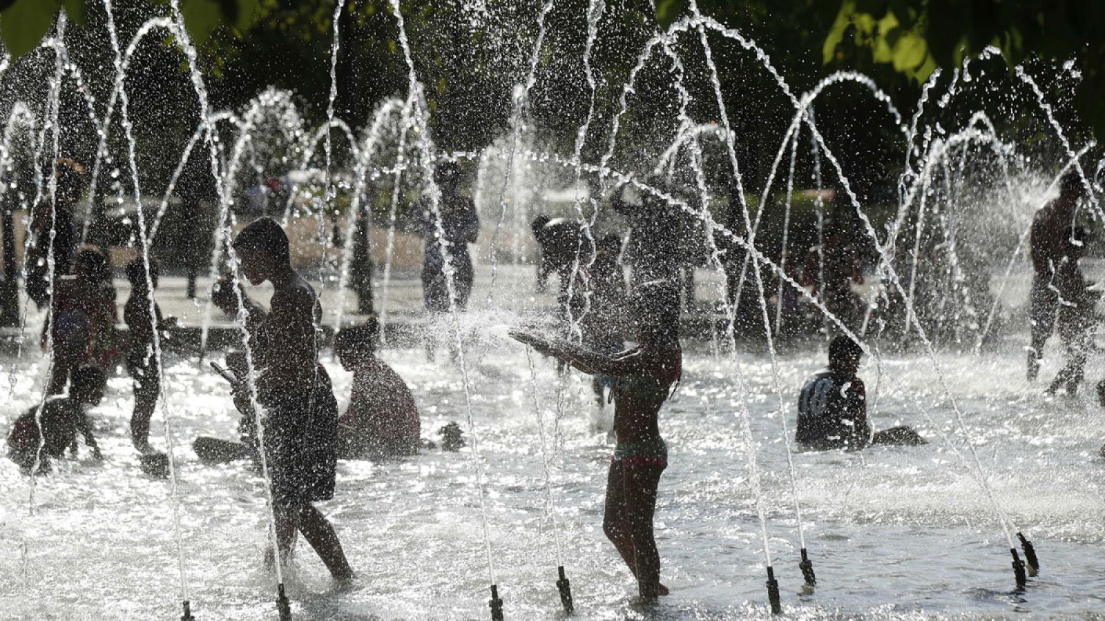 La ola de calor deja al menos seis muertos