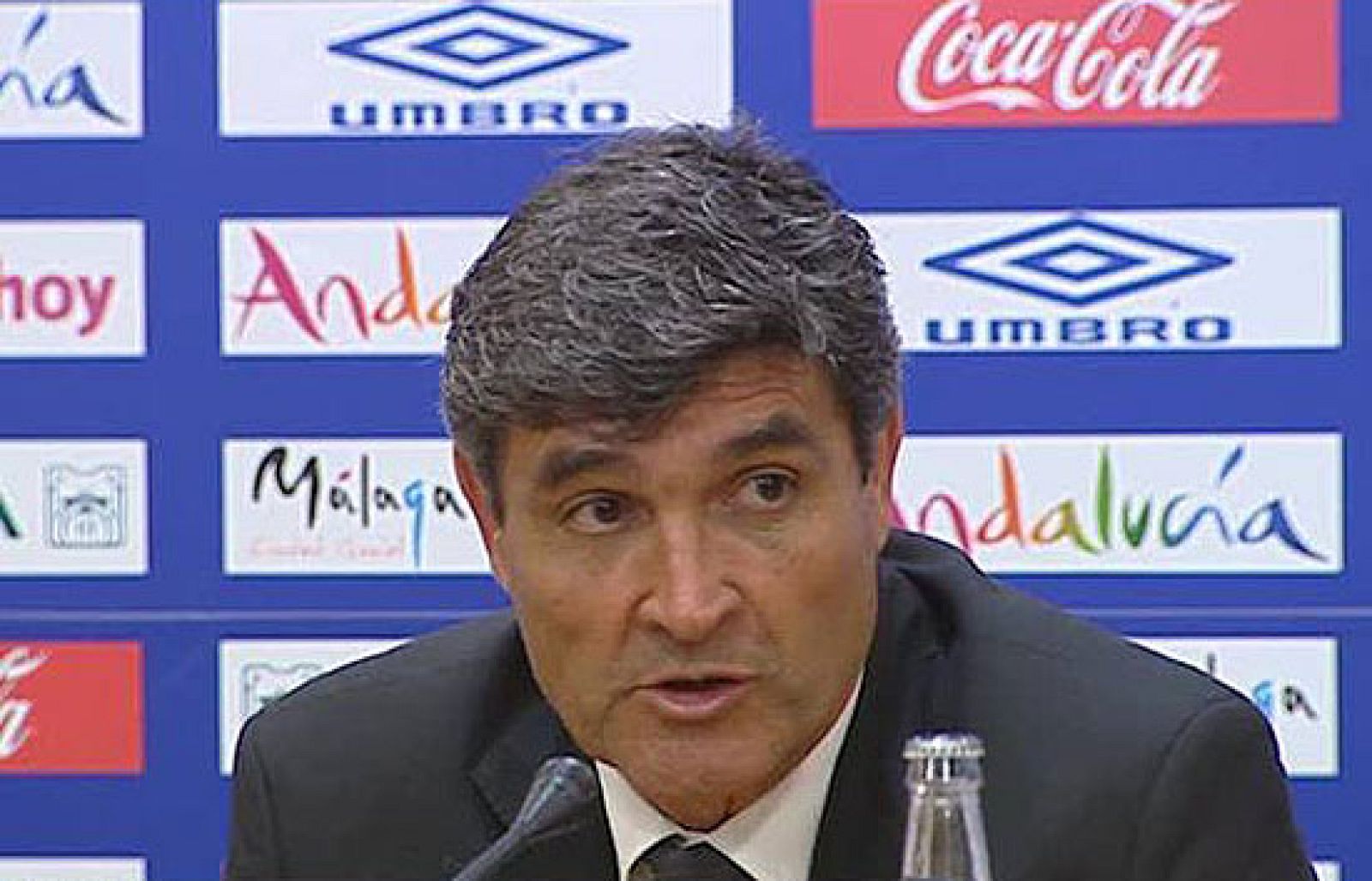 Juande cree que es posible ganar la liga si ganan todos los partidos y el Barça tropieza .